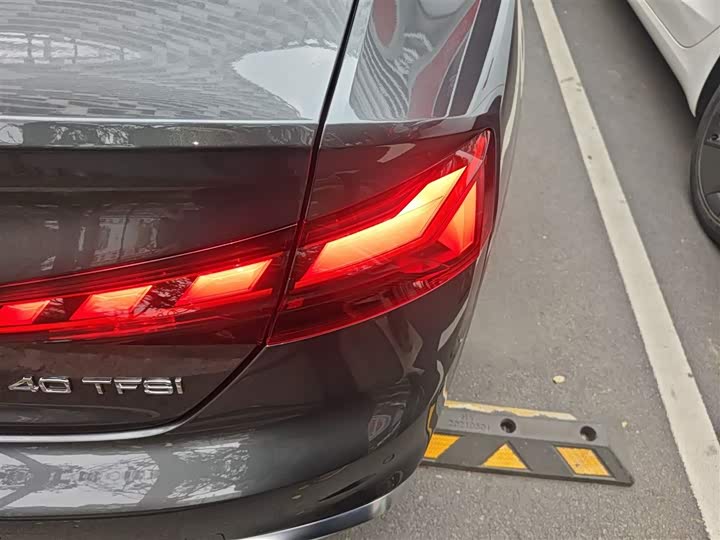 Фото 8 - Audi A5