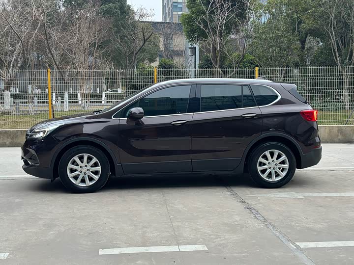 Фото 6 - Buick Envision Plus
