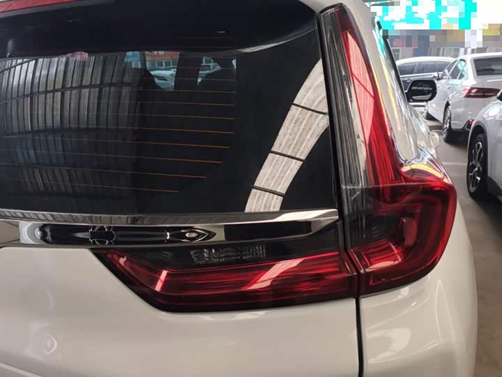 Фото 8 - Honda CR-V