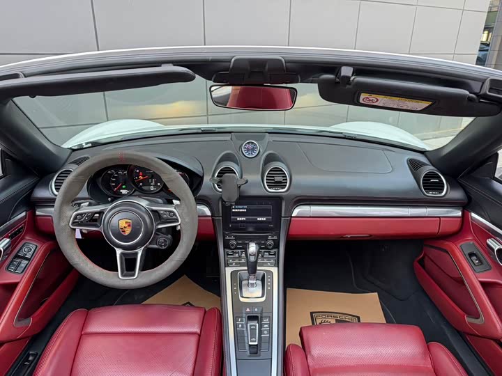 Фото 8 - Porsche 718