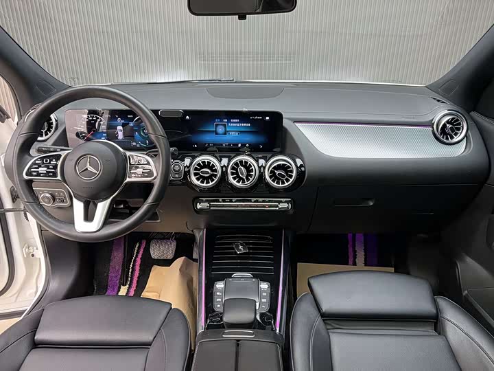 Фото 3 - Mercedes-Benz GLA-Class