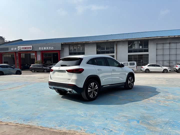 Фото 5 - Mercedes-Benz GLA-Class