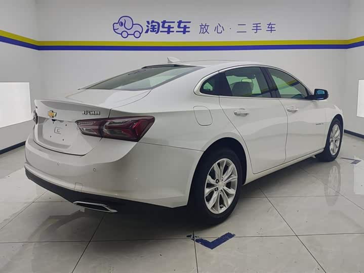 Фото 3 - Chevrolet Malibu XL