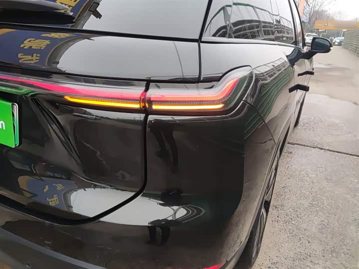 Фото 8 - Nio ES7