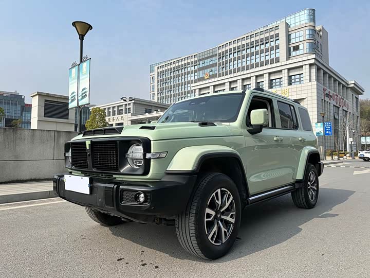 Фото 1 - Tank 300