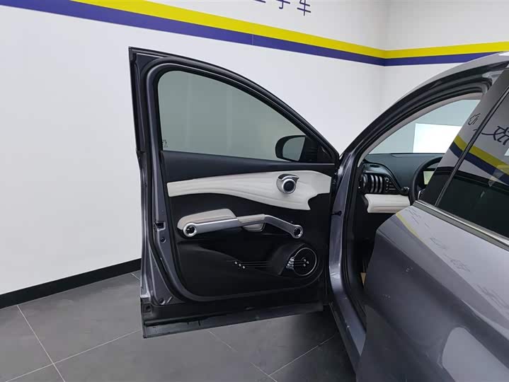 Фото 7 - BYD Yuan Plus