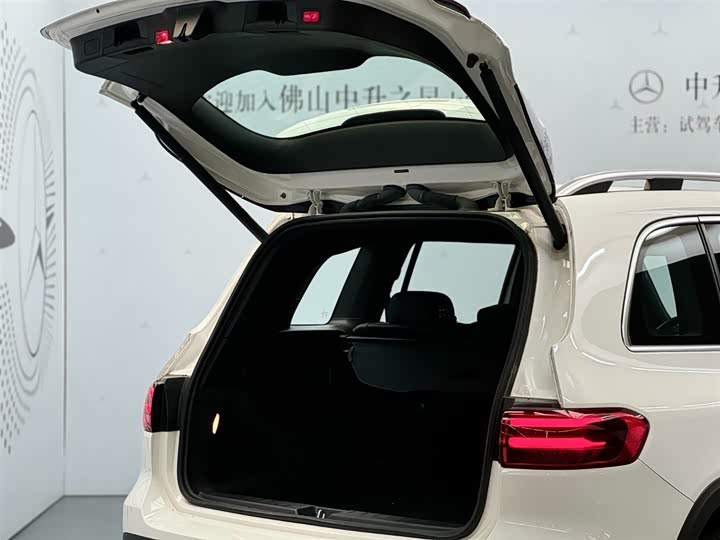 Фото 3 - Mercedes-Benz GLB-Class