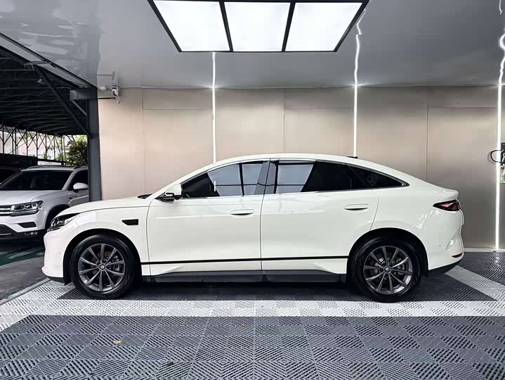 Фото 8 - BYD Qin L