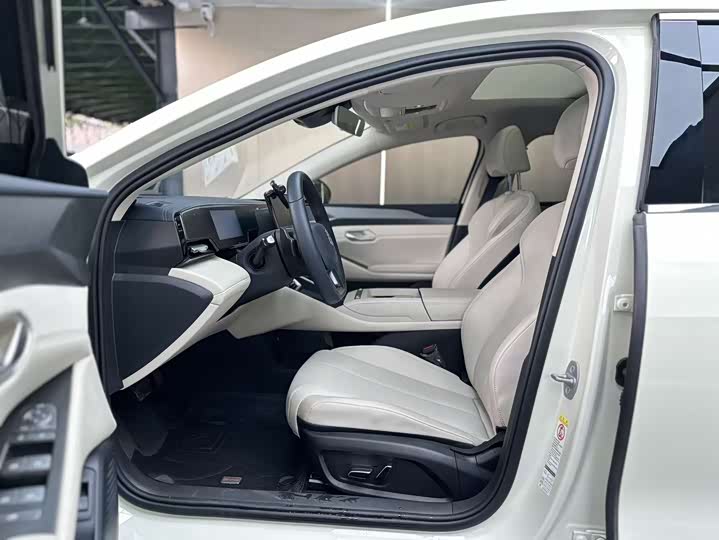 Фото 9 - BYD Qin L