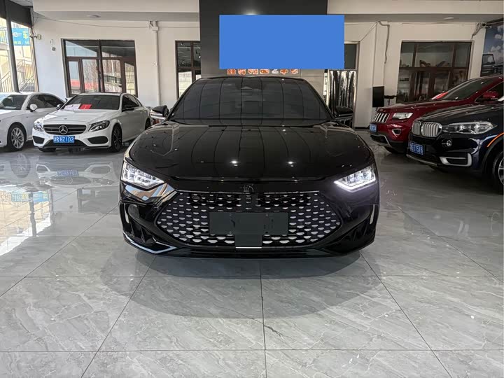 Фото 2 - BYD Han