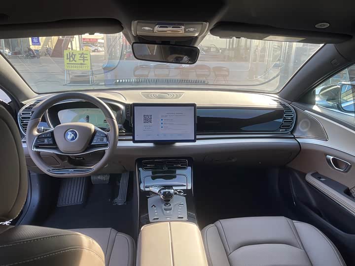 Фото 6 - BYD Han