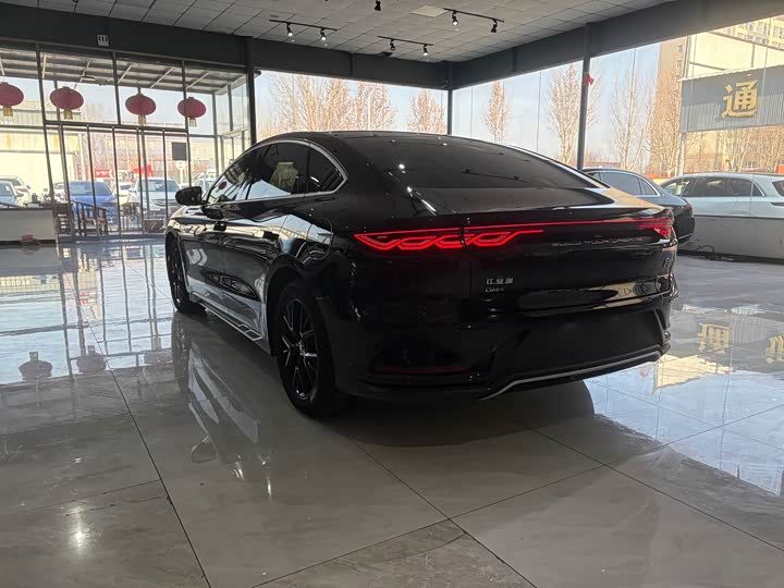 Фото 7 - BYD Han