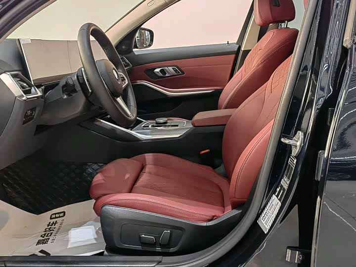 Фото 4 - BMW 3 Series