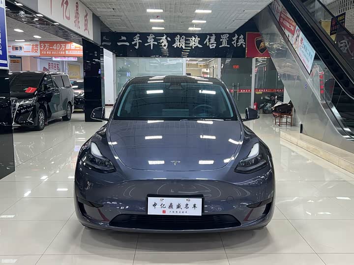 Фото 2 - Tesla Model Y