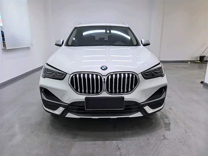 Фото 3 - BMW X1