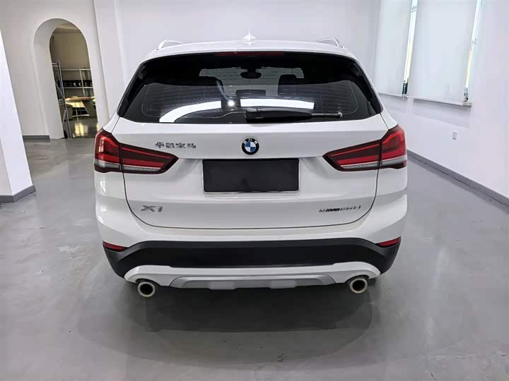 Фото 5 - BMW X1