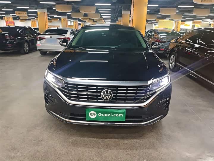 Фото 3 - Volkswagen Passat