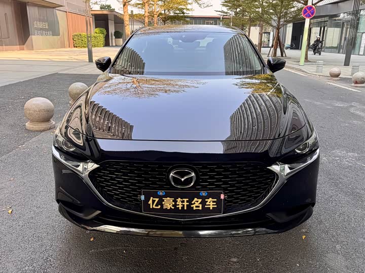 Фото 2 - Mazda 3 (Axela)