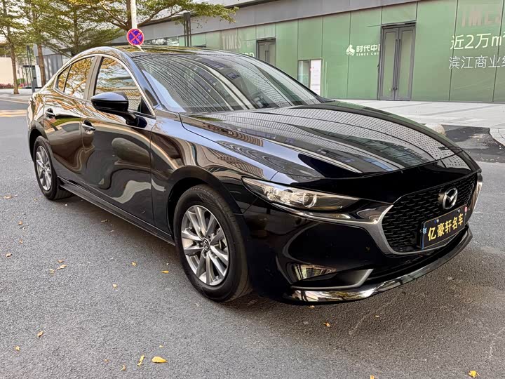 Фото 3 - Mazda 3 (Axela)