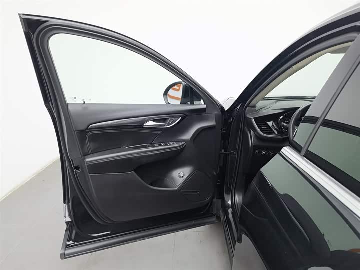 Фото 8 - Buick Envision Plus