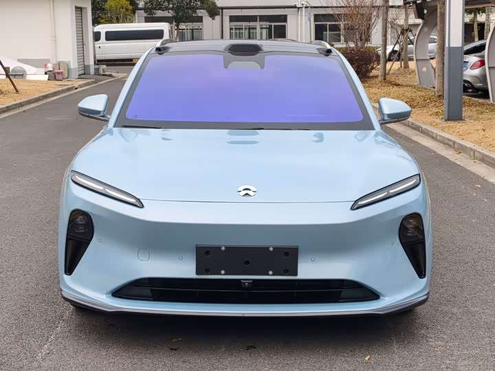 Фото 6 - Nio ET5T