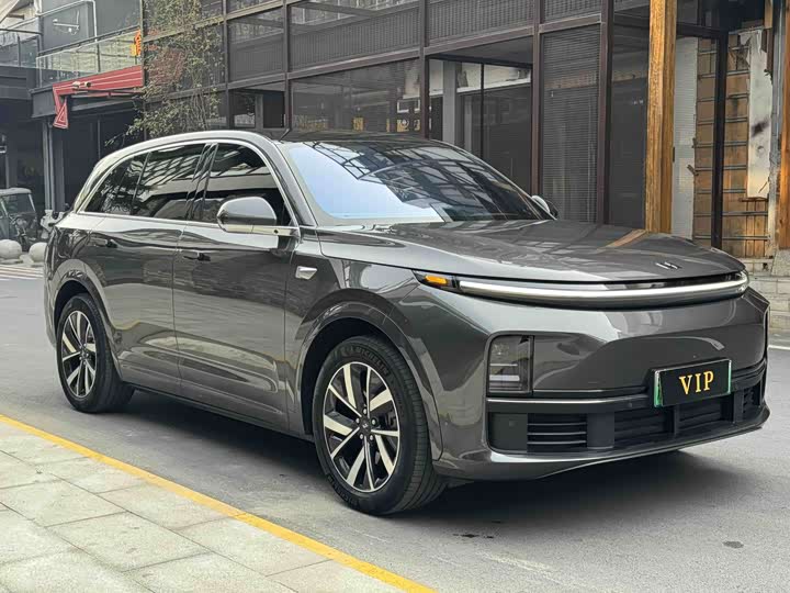 Фото 2 - LiXiang L7