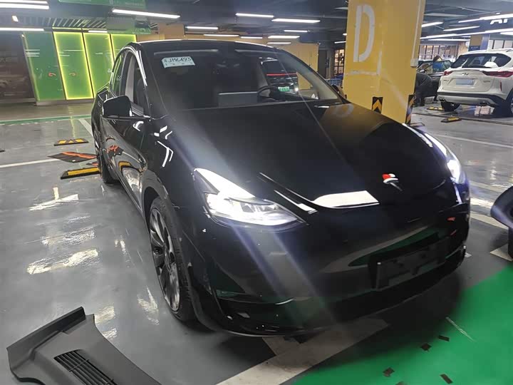 Фото 4 - Tesla Model Y