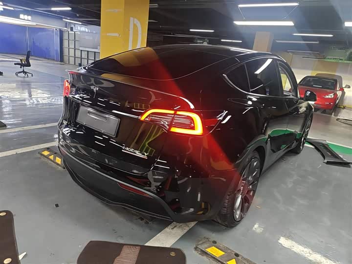 Фото 7 - Tesla Model Y