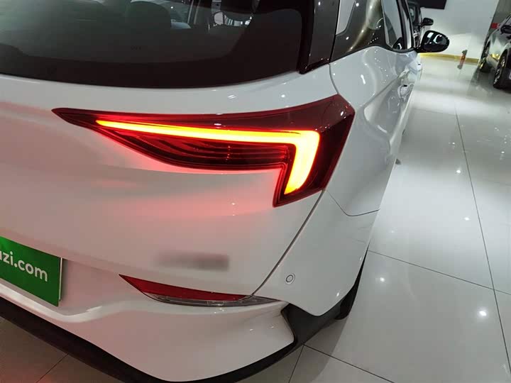 Фото 8 - Buick Velite 6