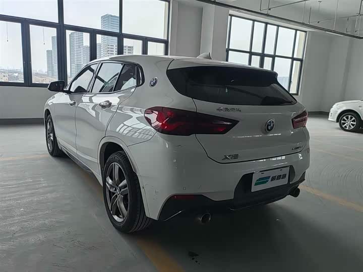 Фото 4 - BMW X2