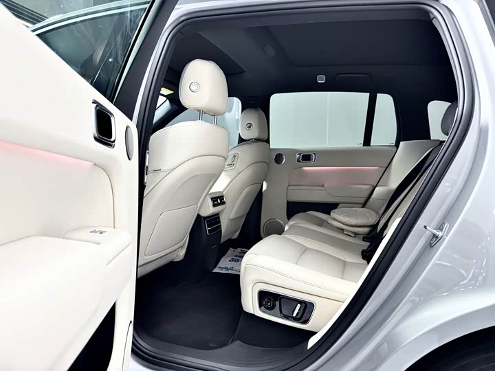 Фото 5 - LiXiang L7