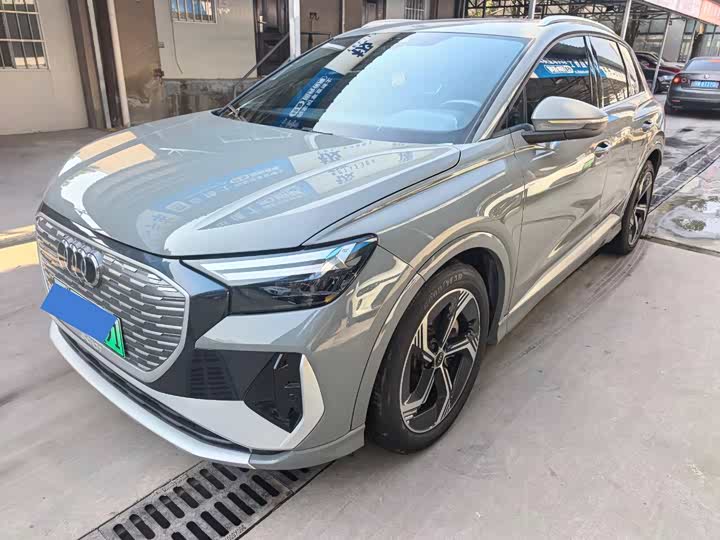 Фото 3 - Audi Q4 e-tron