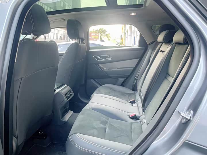 Фото 5 - Land Rover Range Rover Velar