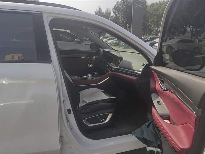 Фото 8 - Changan CS75 Plus