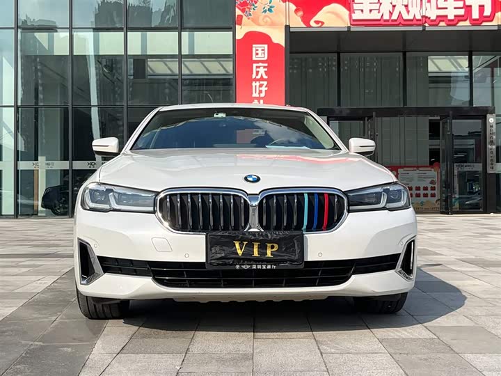 Фото 2 - BMW 5 Series