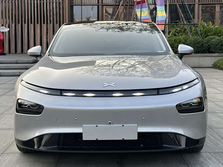 Фото 4 - XPeng P7