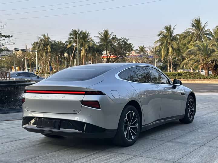 Фото 7 - XPeng P7