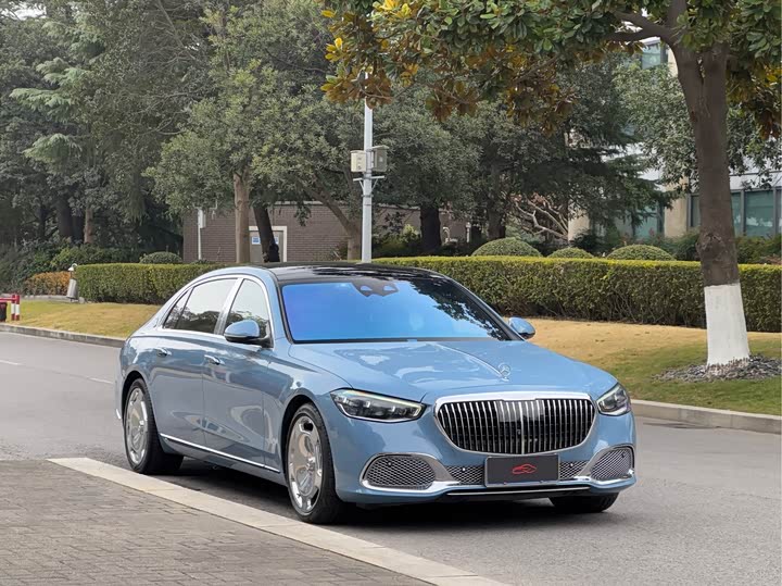 Фото 3 - Mercedes-Benz Maybach S-Class