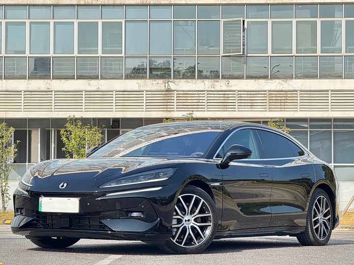 Фото 1 - Denza Z9