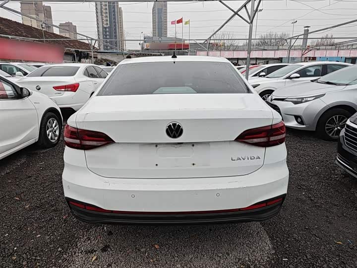 Фото 6 - Volkswagen Lavida