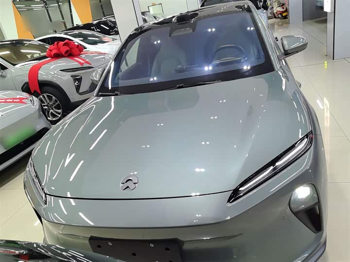 Фото 3 - Nio ET5