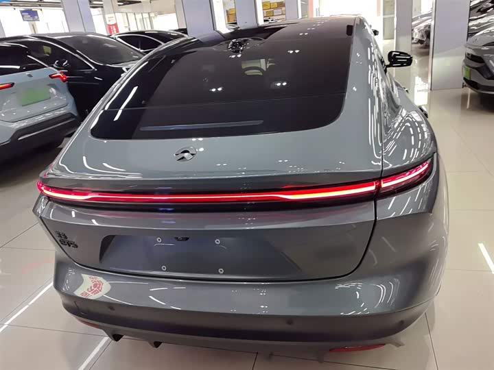 Фото 6 - Nio ET5