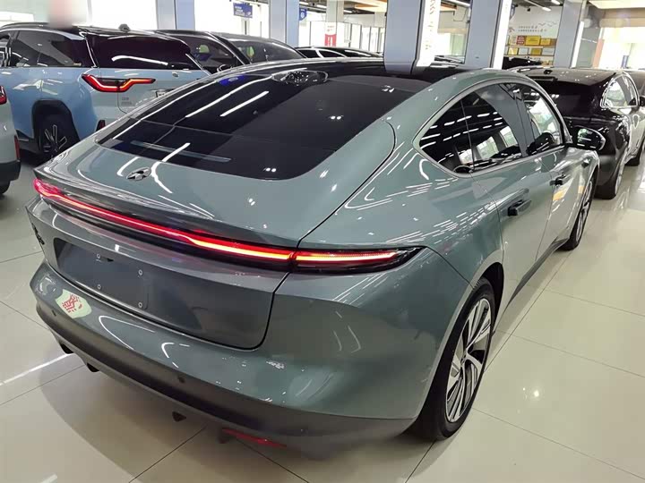 Фото 7 - Nio ET5