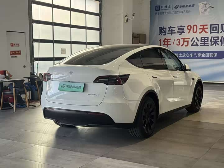 Фото 7 - Tesla Model Y