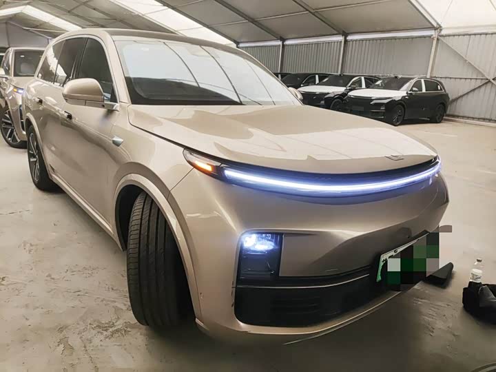 Фото 4 - LiXiang L8