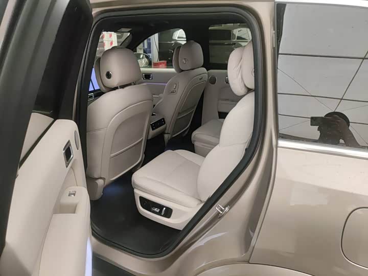 Фото 7 - LiXiang L8