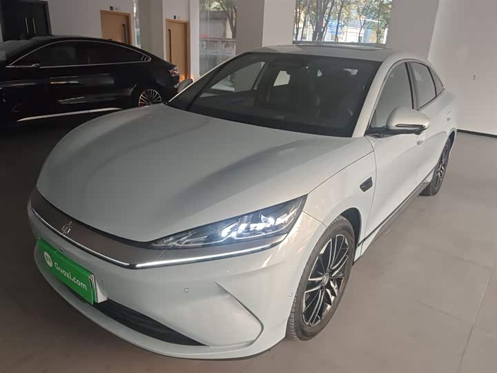 Фото 2 - BYD Qin L