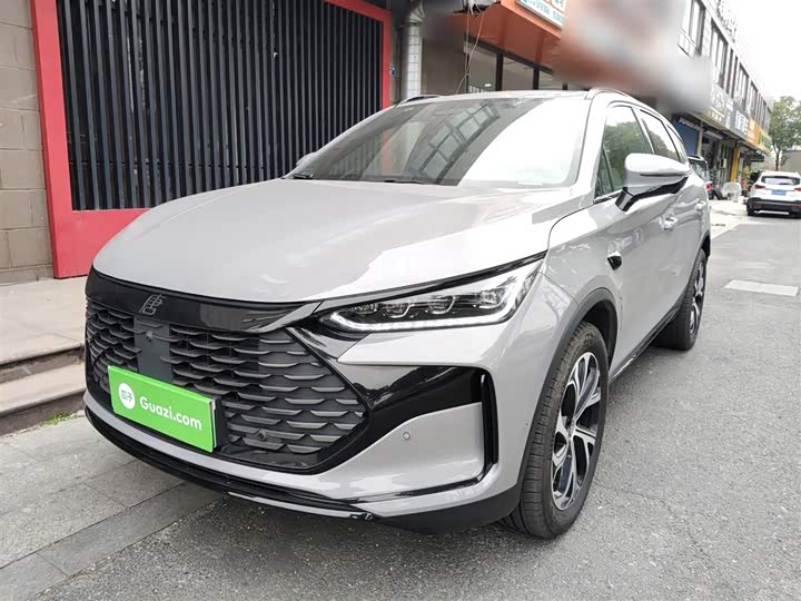 Фото 2 - BYD Tang Hybrid/EV