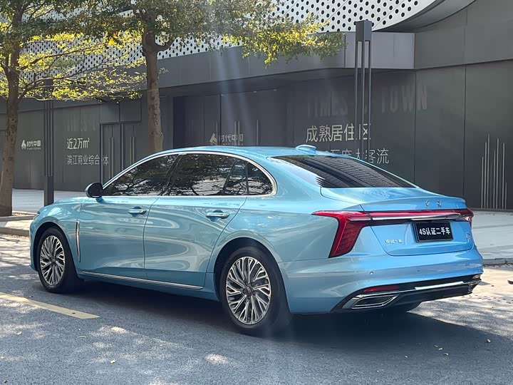 Фото 7 - Hongqi H5