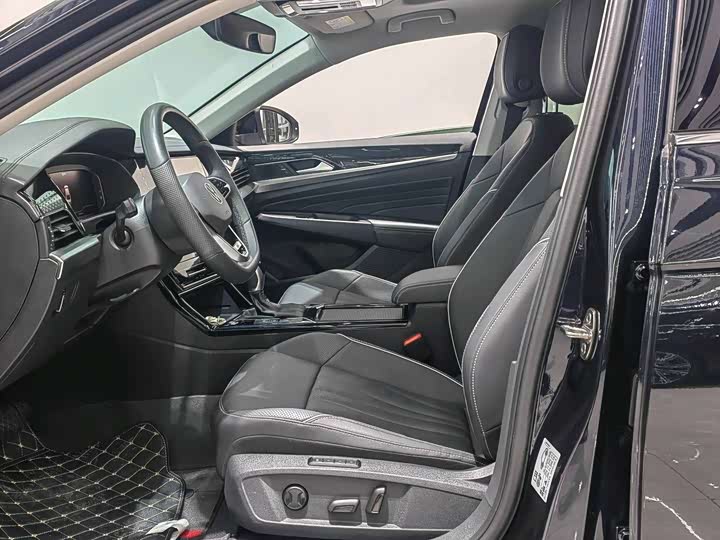 Фото 5 - Volkswagen Passat